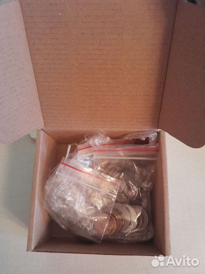 Набор начинающего нумизмата из 50 монет (50 стран)