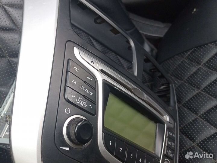 Штатная магнитола для Hyundai Solaris 1