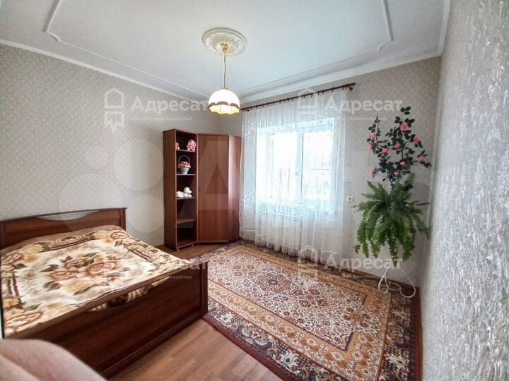 Коттедж 226,8 м² на участке 7,2 сот.