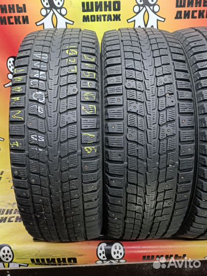 Dunlop SP Winter Ice 01 215/65 R16 102T