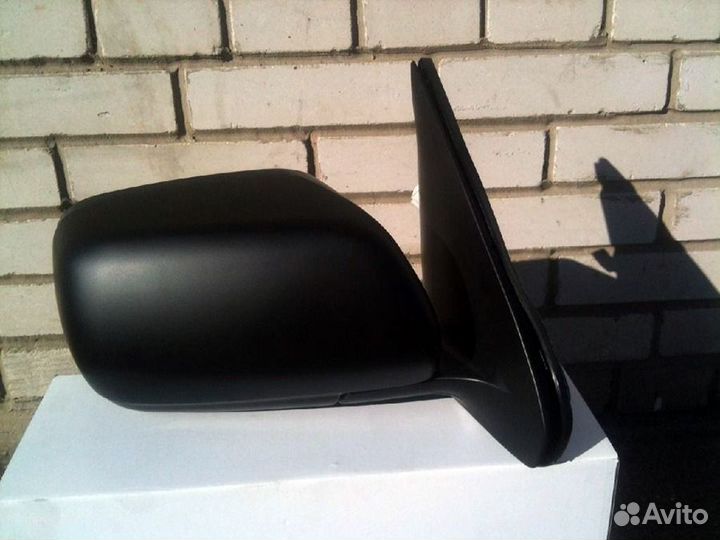 Боковое зеркало правое Сузуки Гранд Витара 2005