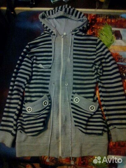 Детские вещи от 10 лет до 12 за шоколадку