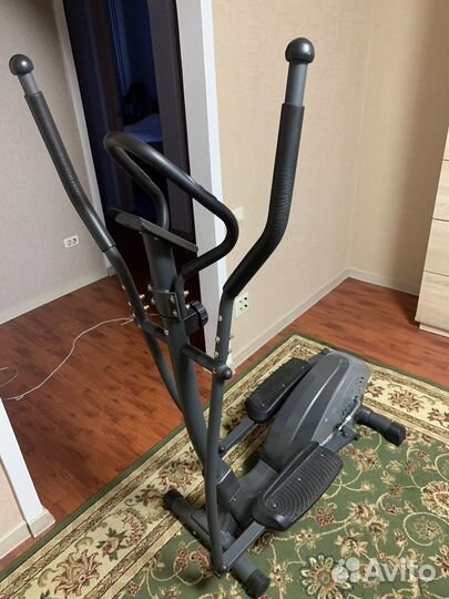 Эллиптический тренажер torneo