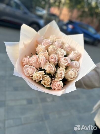 Розы 25 штук
