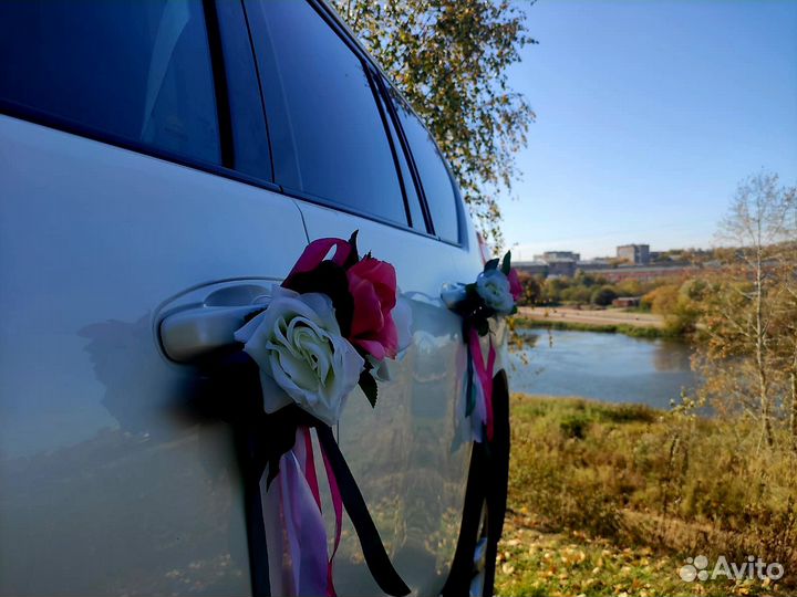 Украшения на свадебную машину
