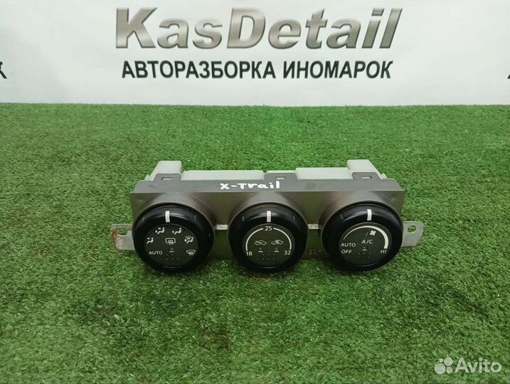 Блок управления печкой/климатом Nissan X-trail
