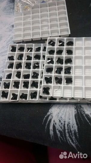 Пуговицы swarovski