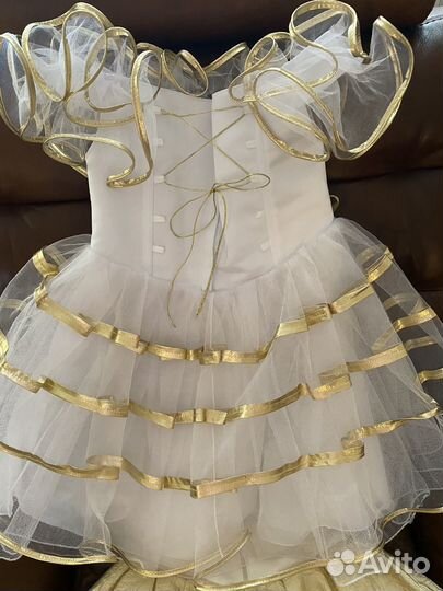 Платье праздничное 104