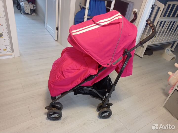 Прогулочная коляска трость