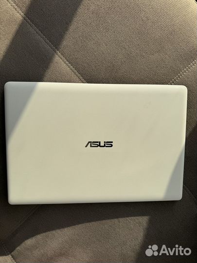 Ноутбук asus