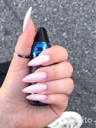Нужна модель на маникюр