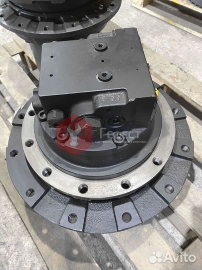 Бортовой редуктор Hitachi ZX80SB-hcme 9224123