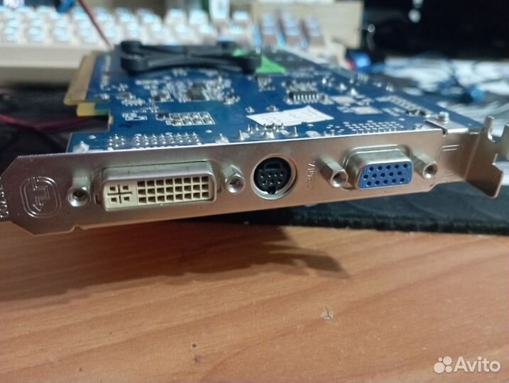 Видеокарта sapphire x1300