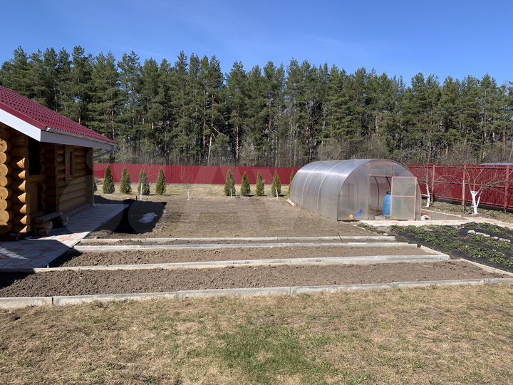 Дом 198 м² на участке 15 сот.