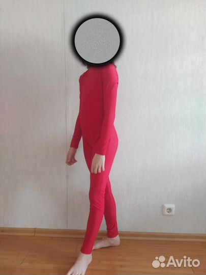 Костюм на замке, рост 140-146