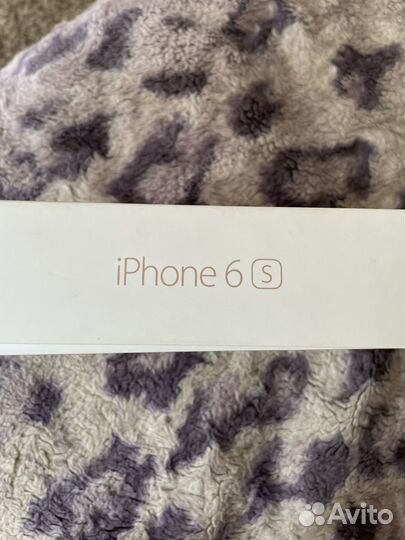 Телефон iPhone 6s