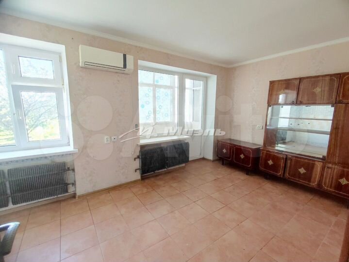 4-к. квартира, 66 м², 2/5 эт.