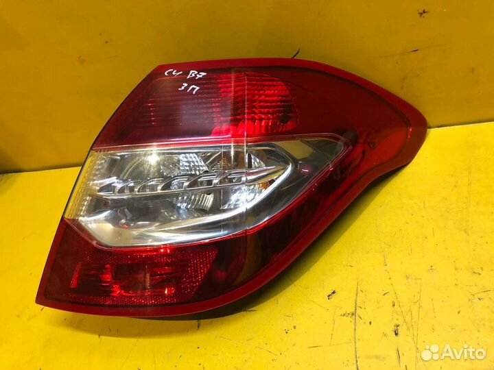 Фонарь задний правый Citroen C4 2010-2015