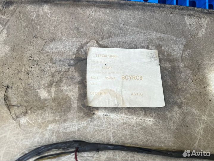 Обшивка потолка Ford Transit 2.2