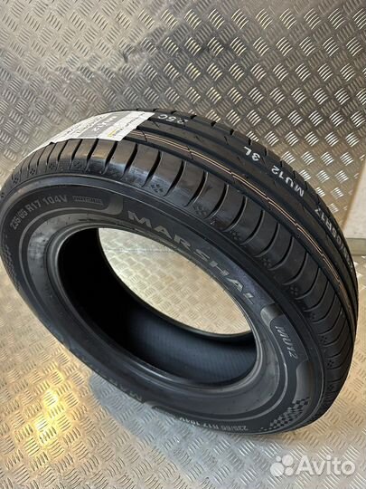 Marshal MU12 235/65 R17 104V