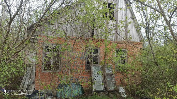 Дом 26 м² на участке 5 сот.