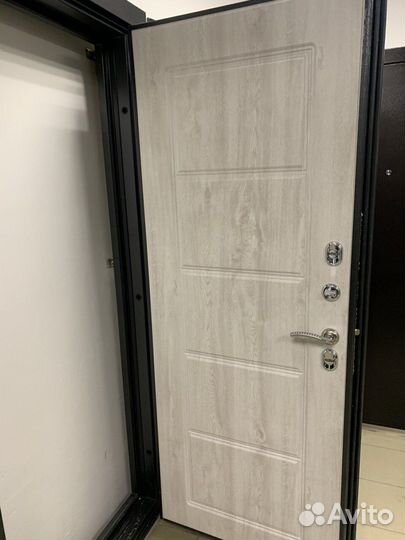 Дверь входная терморазрыв новая