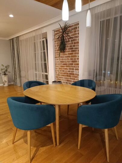 3-к. квартира, 89 м², 9/17 эт.