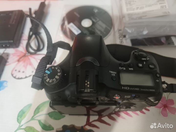 Зеркальный фотоаппарат Sony a77