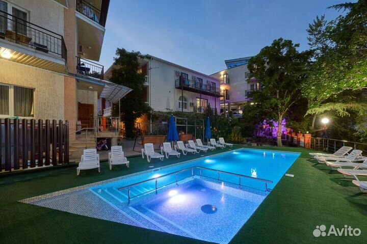 Работник пляжа