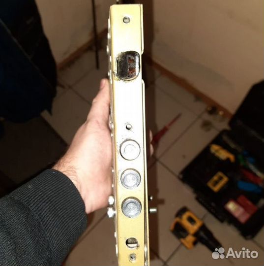 Вскрытие замков / установка, замена замков,личинок