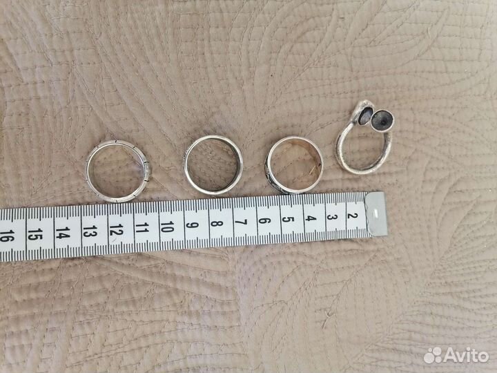 Брошки серьги кольца браслеты