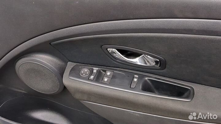 Дверь боковая правая передняя Renault Megane 3, 2014