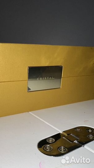 Коробка от шампанского cristal 2009