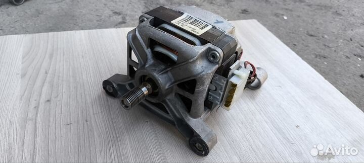 Двигататель стиральной машины