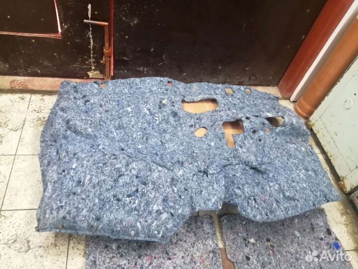 Шумоизоляция пола Рено Лоагн 2