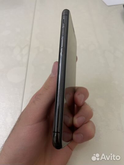 iPhone X, 256 ГБ