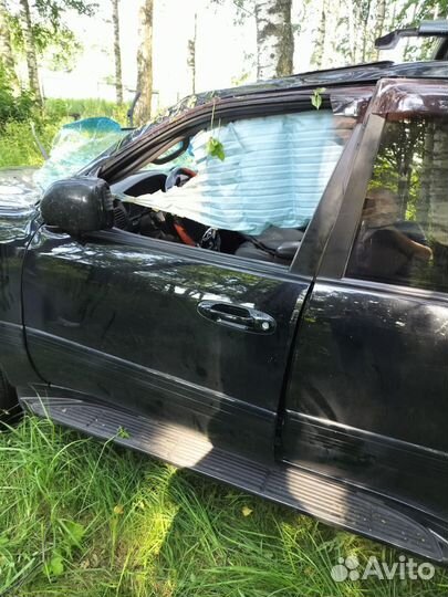 Toyota Land Cruiser 4.7 AT, 2003, битый, 257 000 км