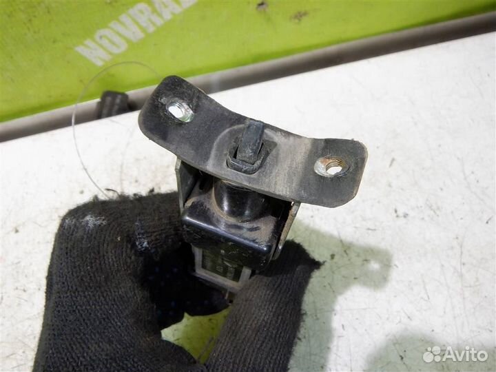 Активатор замка крышки бензобака Дэо Нексия