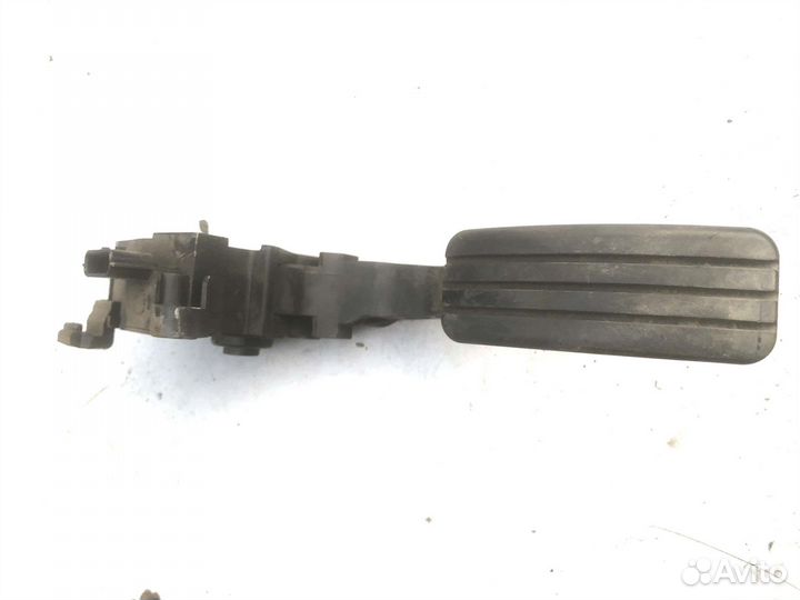 Педаль газа Renault Fluence 1,6