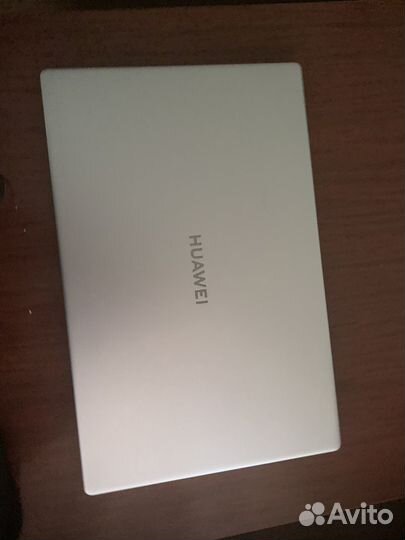 Ноутбук huawei matebook