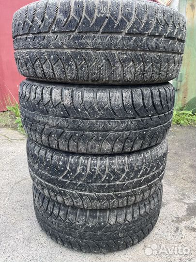 Bridgestone Ice Cruiser 7000S 205/50 R17 93T