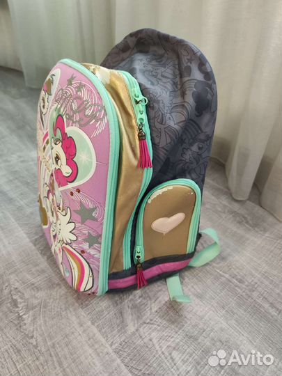 Рюкзак школьный для девочки