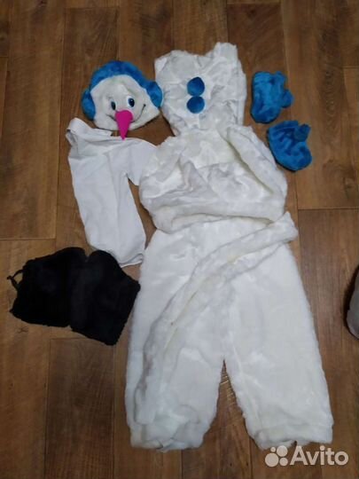 Новогодний костюм снеговик