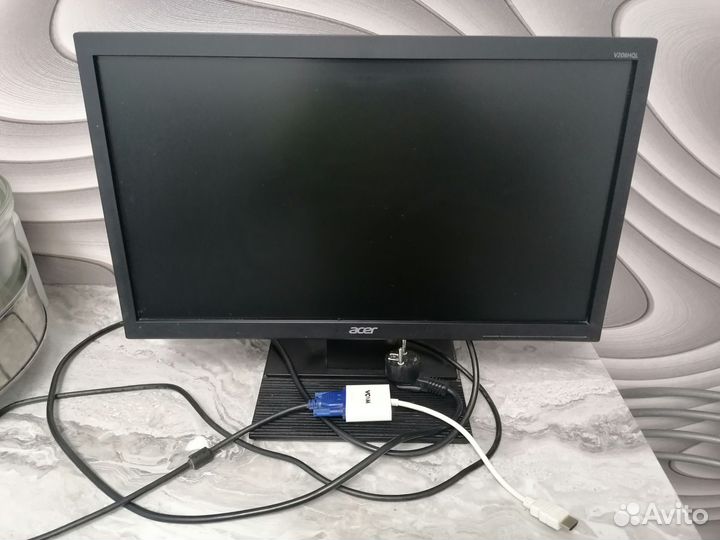 Монитор Acer 19 с переходником hdmi