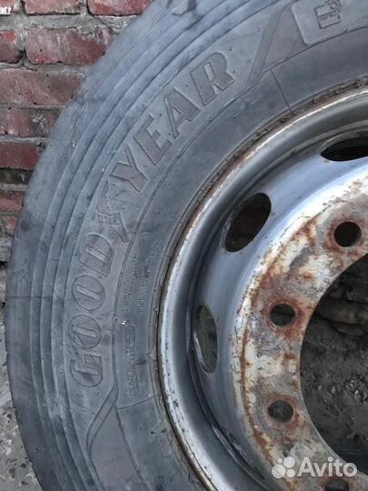 Грузовая шина 315 70 r 22.5 с диском