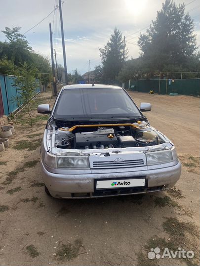 ВАЗ 2110 1.5 МТ, 2004, битый, 300 000 км