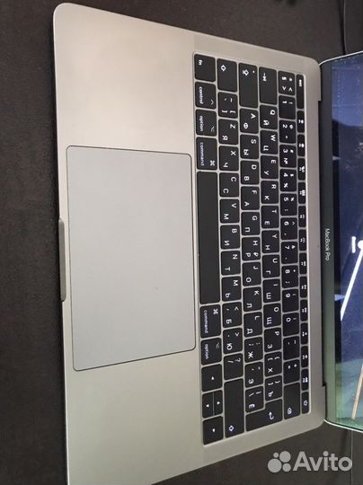 Apple macbook pro 13 2016
