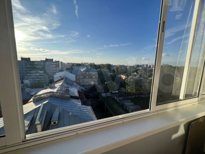 2-к. квартира, 49,2 м², 9/10 эт.