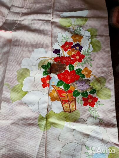 Кимоно светло-розовое, шелк, Япония