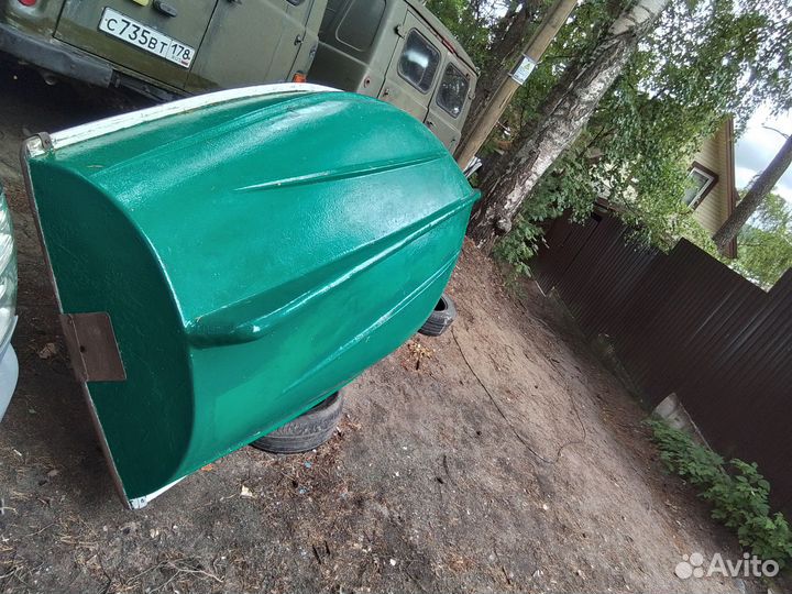 Пластиковая лодка пелла